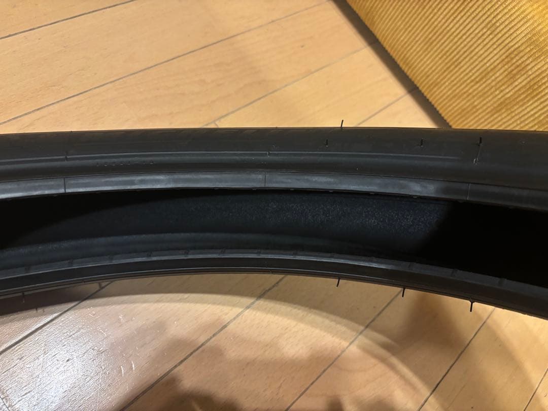 ミシュラン ロードクラシック 100/90/B19 25年7週 製造