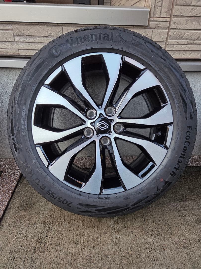 カングー3 純正タイヤ・ホイール 205/55/R17 コンチネンタル