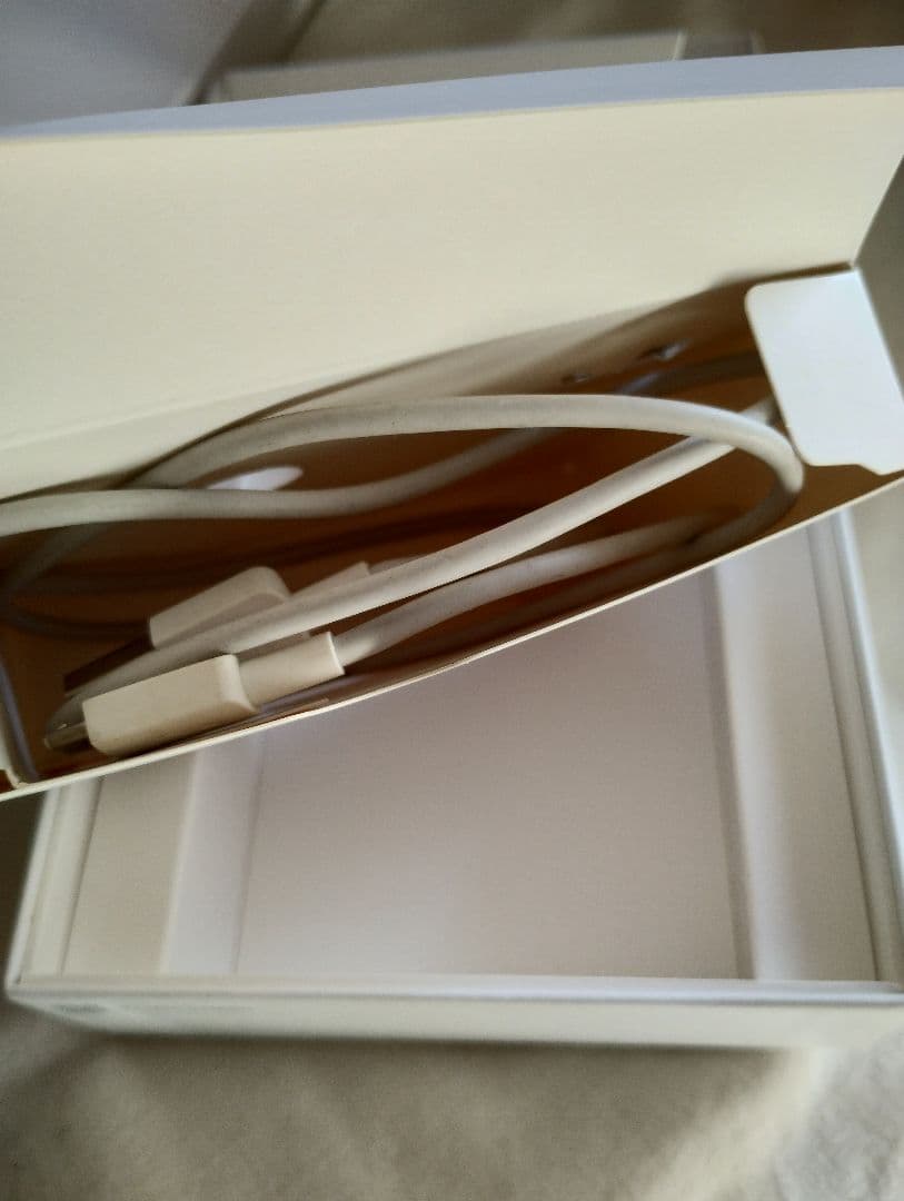 MediaPad M5 lite 8インチ マイクロSDカード32GB ケース付 - メルカリ