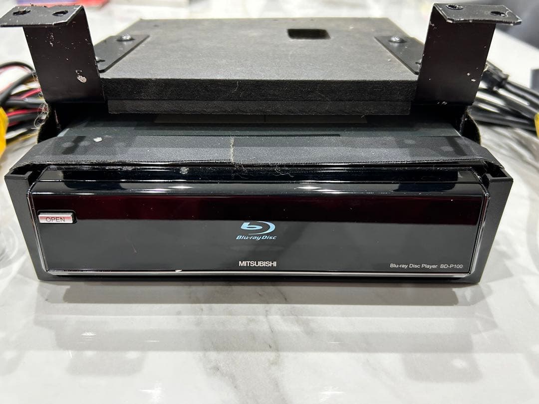 車載用 ブルーレイプレーヤー ダイアトーン 三菱電機 BD-P100 - メルカリ