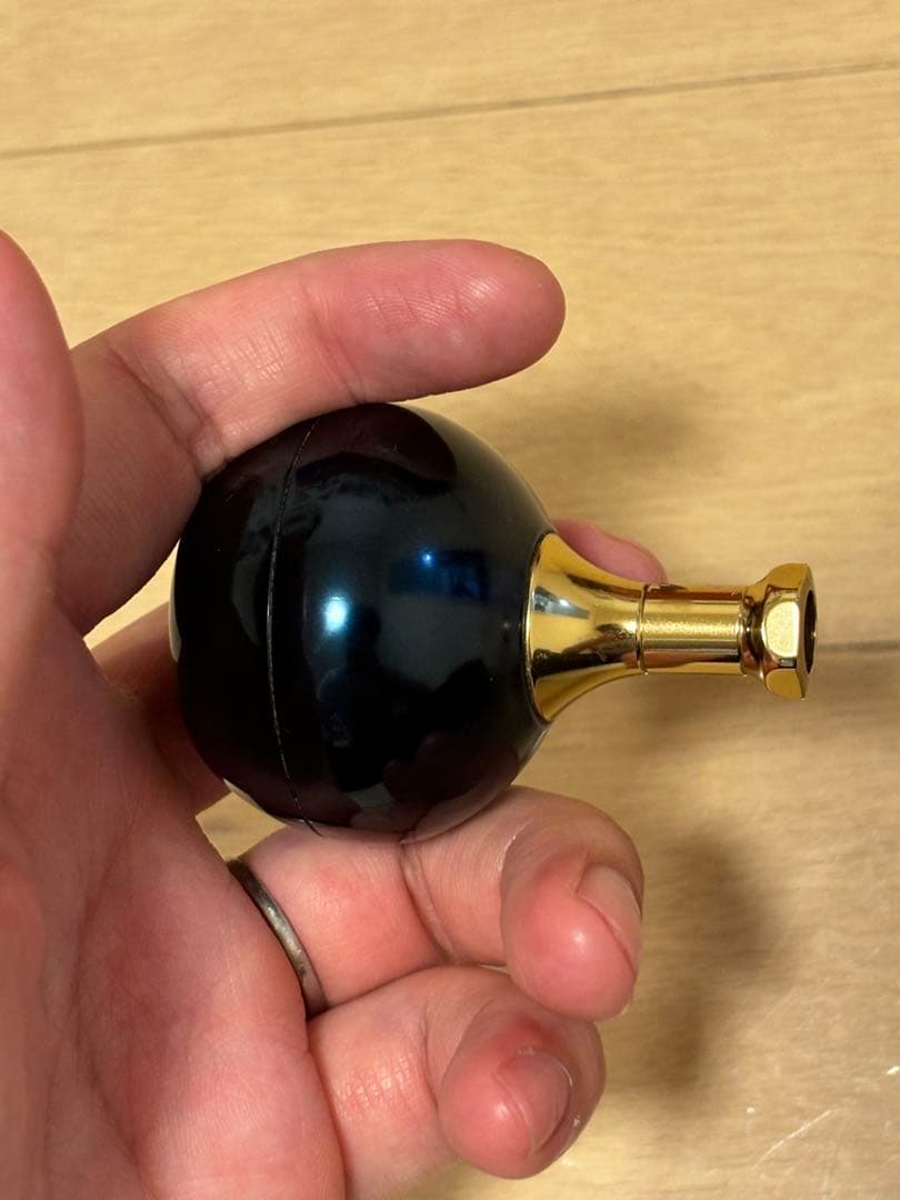 ダイワ ソルティガic 純正ハンドルノブ - メルカリ