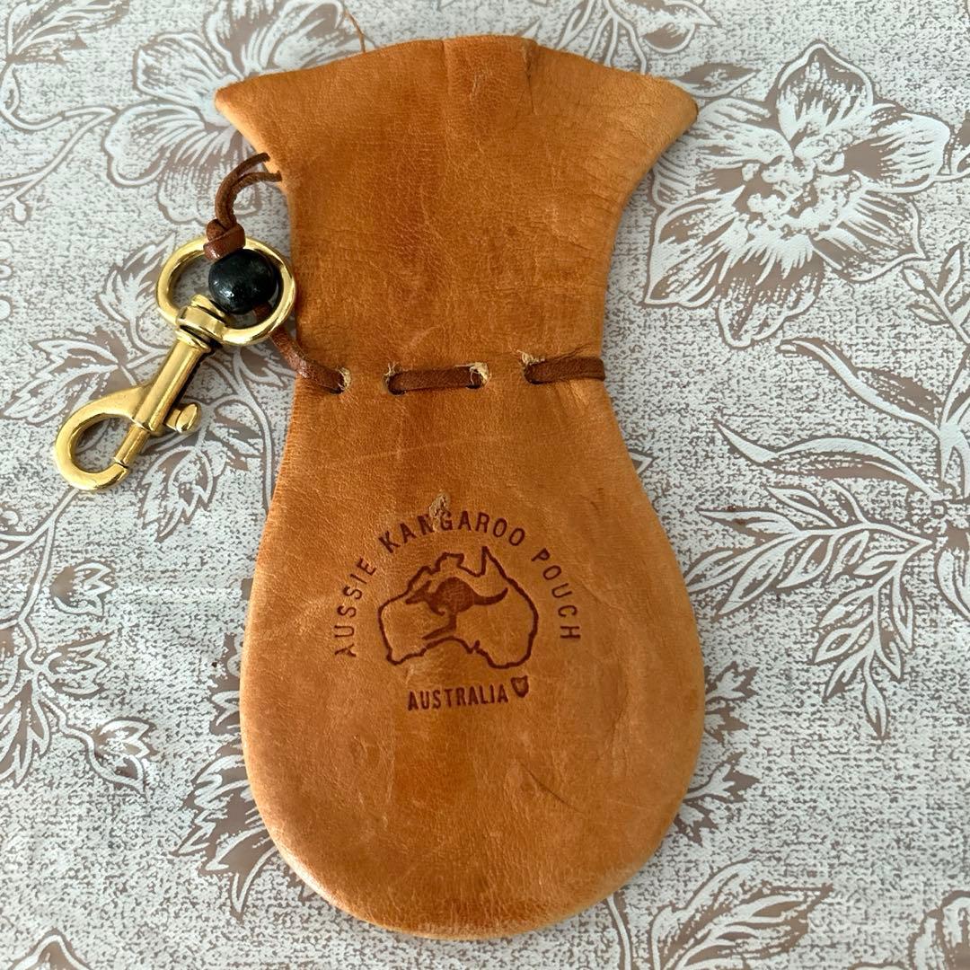 オーストラリア土産 カンガルー ラッキーポーチ 金玉袋巾着ナスカン