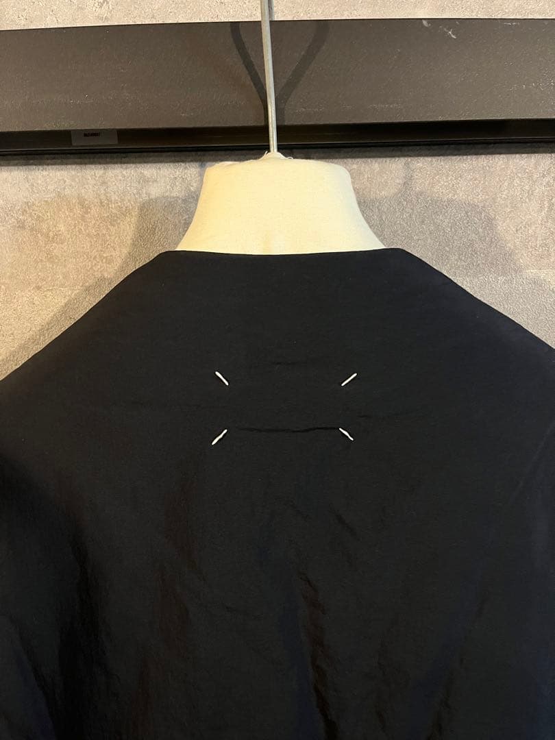 メゾンマルジェラ　ノーカラー黒ジャケット 中綿　春夏 希少サイズ48 Maison Margiela（メゾンマルジェラ） ジャケット ノーカラー