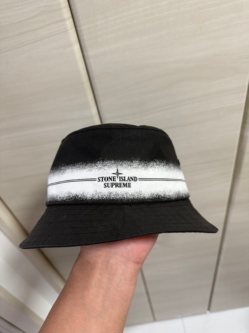 Supreme Stone  バケットハット 美品】STONE ISLAND SUPREME バケットハット ベージュ - メルカリ