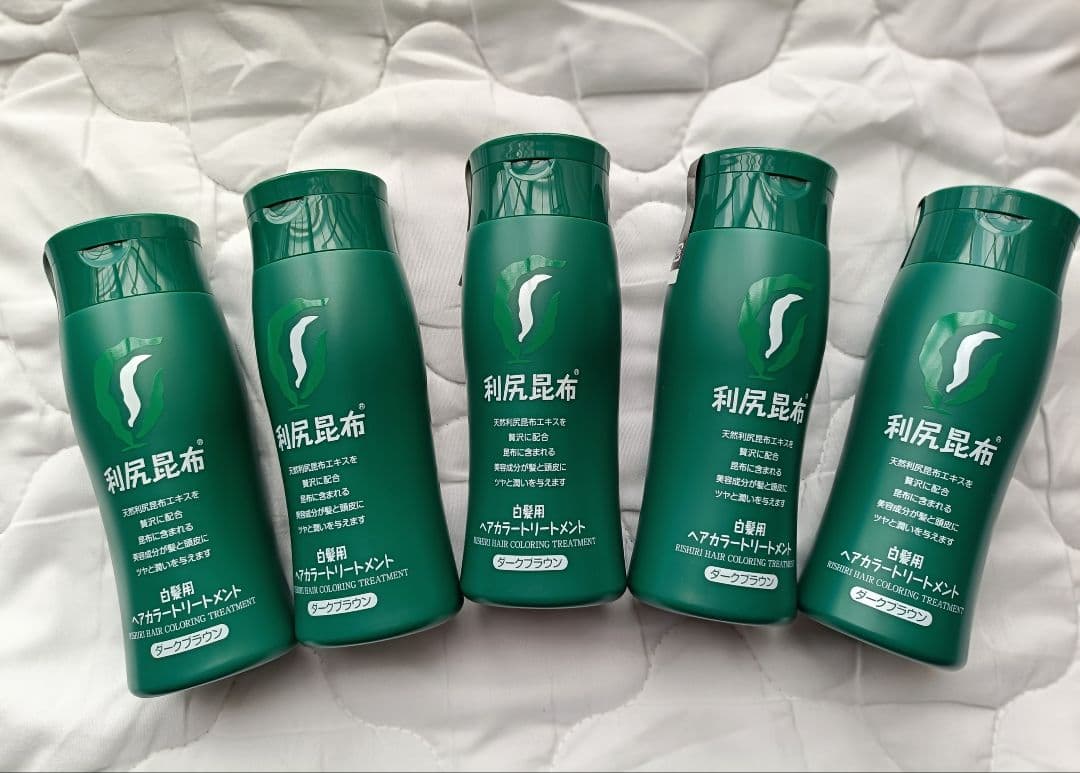 利尻ヘアカラートリートメント(ダークブラウン) 楽天市場】【送料無料】利尻ヘアカラー トリートメント (ダーク