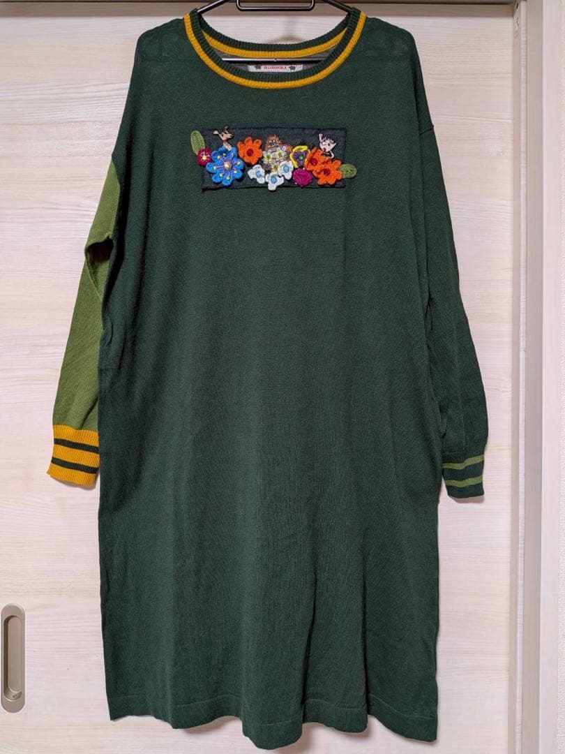 アルベロ2608◆ダークグリーン 花柄刺繍 長袖チュニック アルベロ2608◇ダークグリーン 花柄刺繍 長袖チュニック