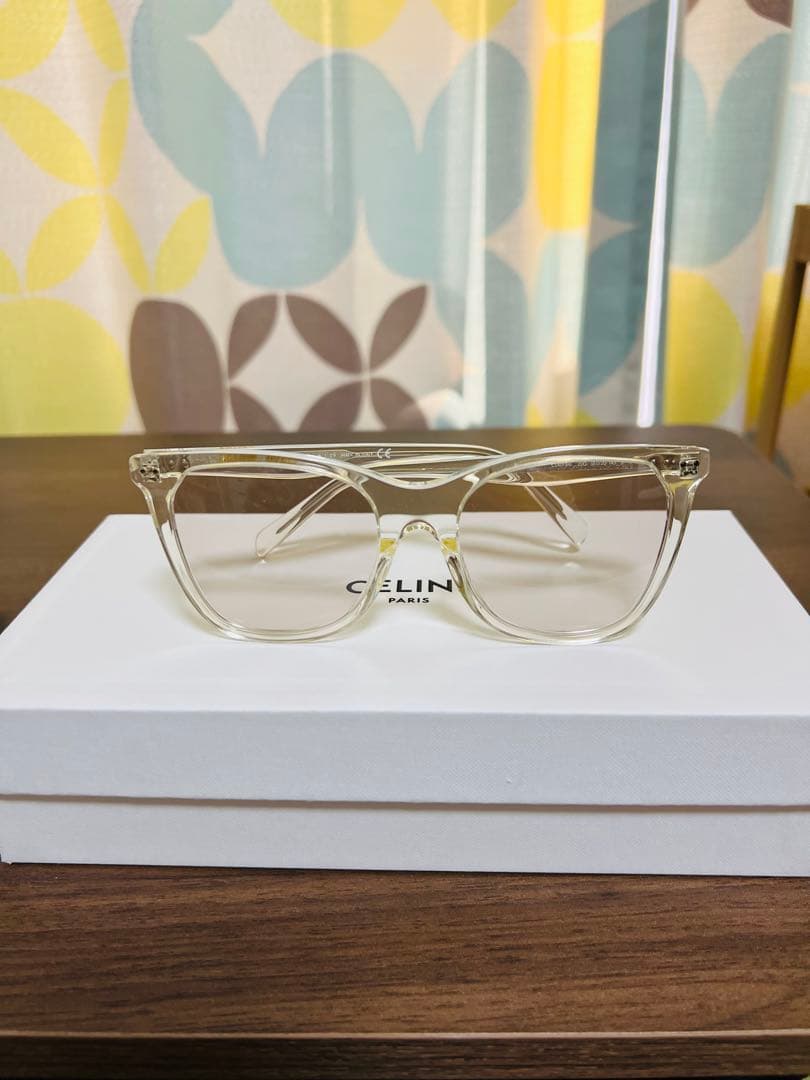 セリーヌ　サングラス　クリアフレーム 楽天市場】CELINE セリーヌ サングラス CL40050U レディース スクエア