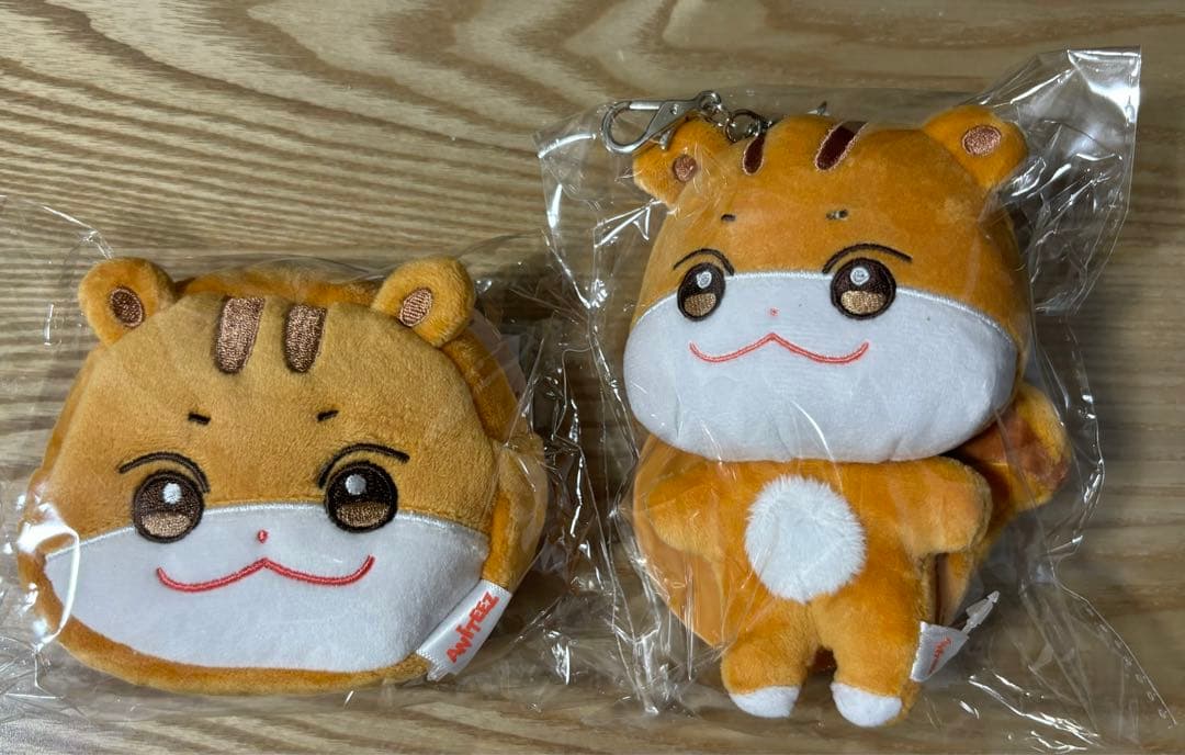 ATEEZ ANITEEZ ホンジュン チュンラミ キーリング＆ポーチ - メルカリ