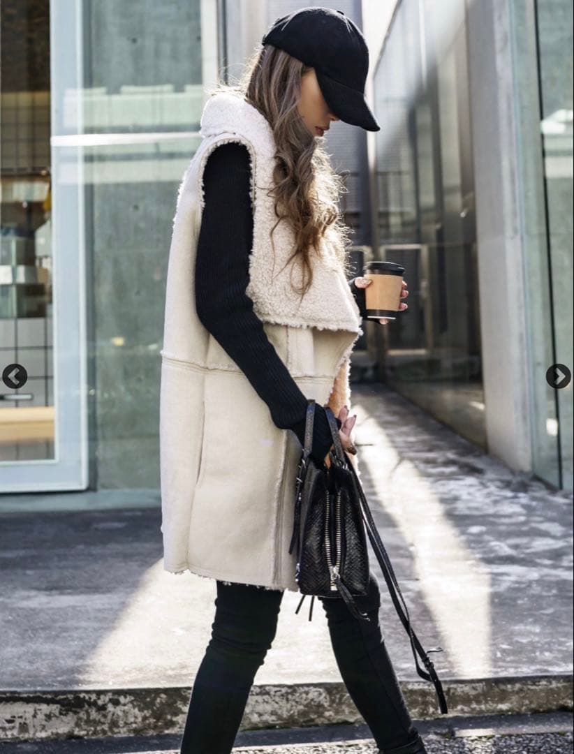 Glam Lips ボア ムートン ベスト - メルカリ