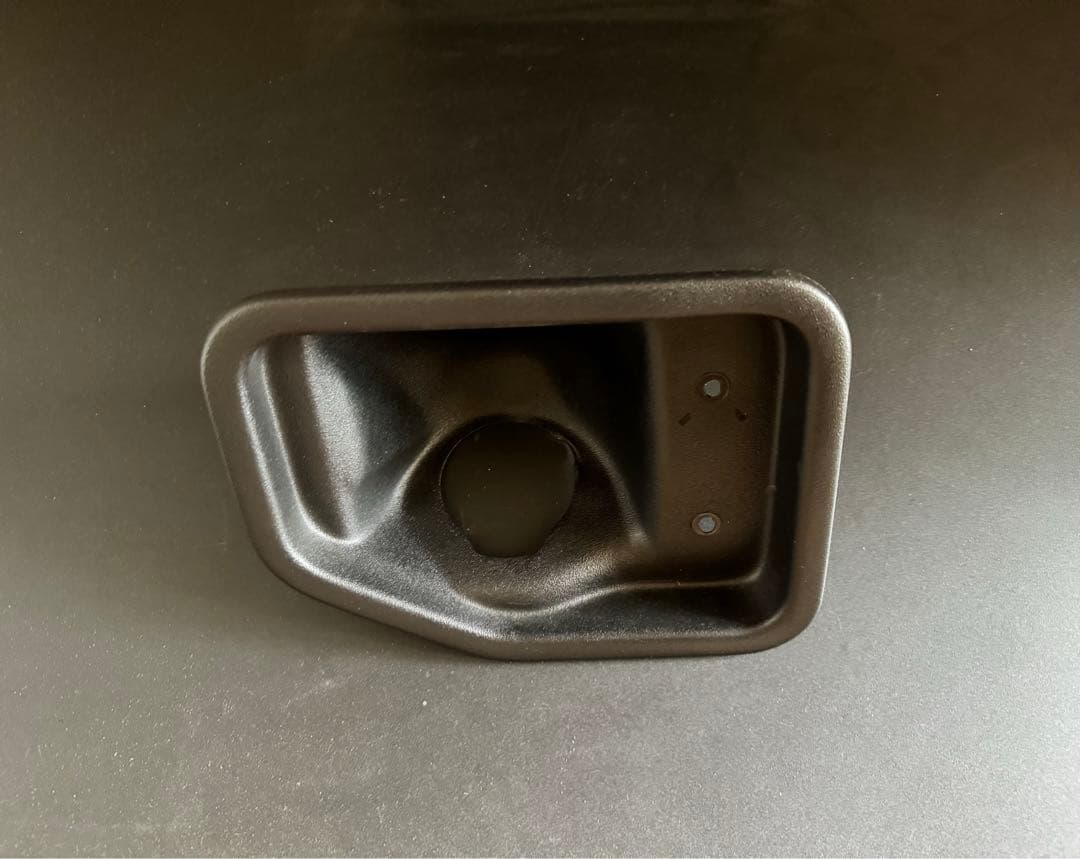 アピオ フューエルインナーカバー ジムニーパーツJB64JB74 - メルカリ