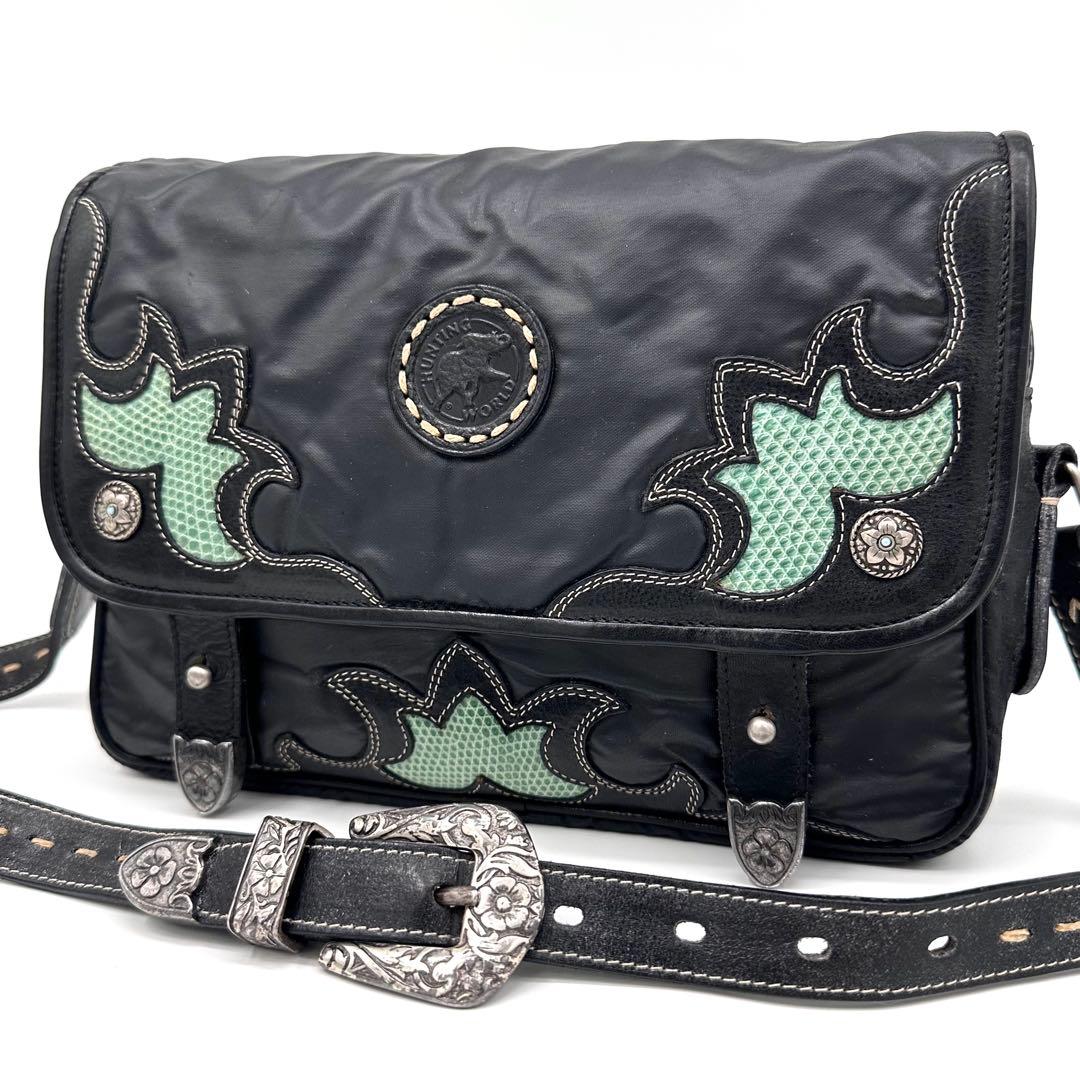 希少✨ハンティングワールド ショルダーバッグ コンチョ バチューサー