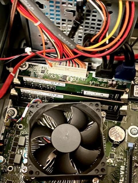 XPS8930 第八世代Core-i7/メモリ32GB/SSD256G/グラボ付 - メルカリ