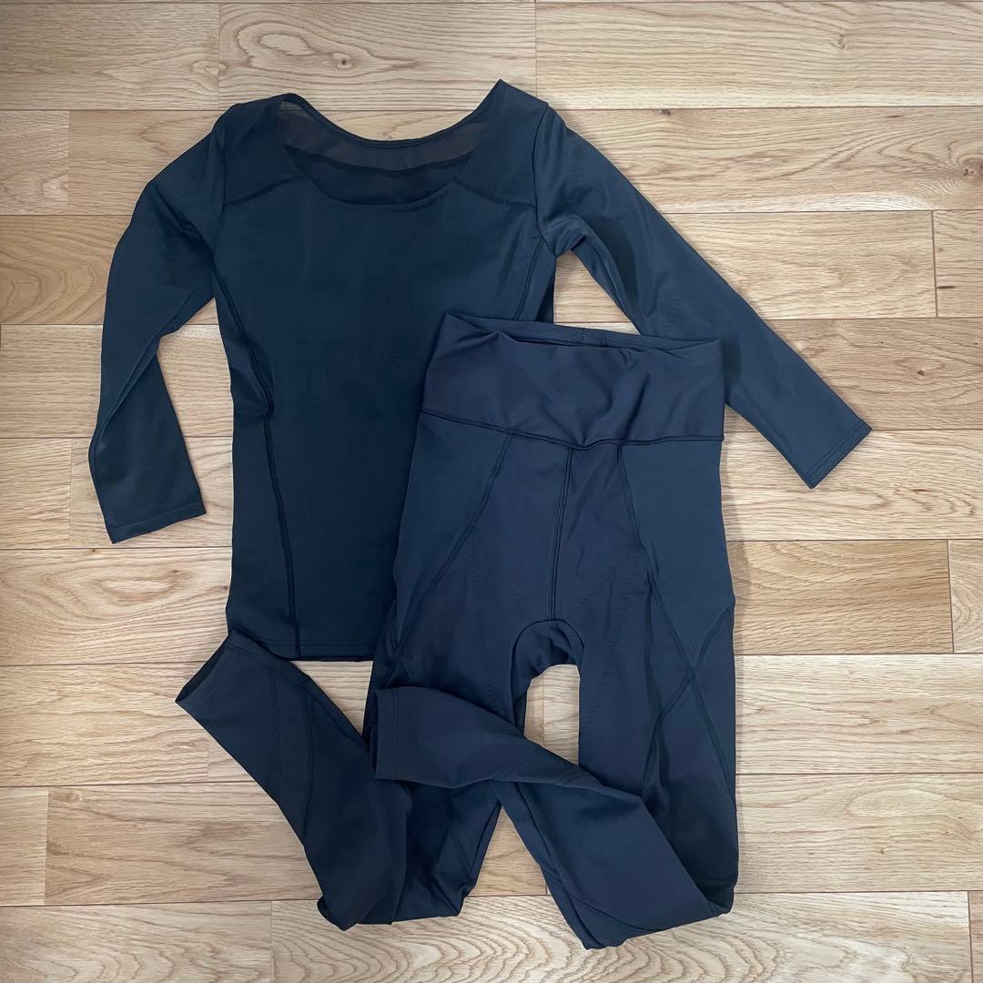 リントスル Rintosull 公式ウェア - メルカリ