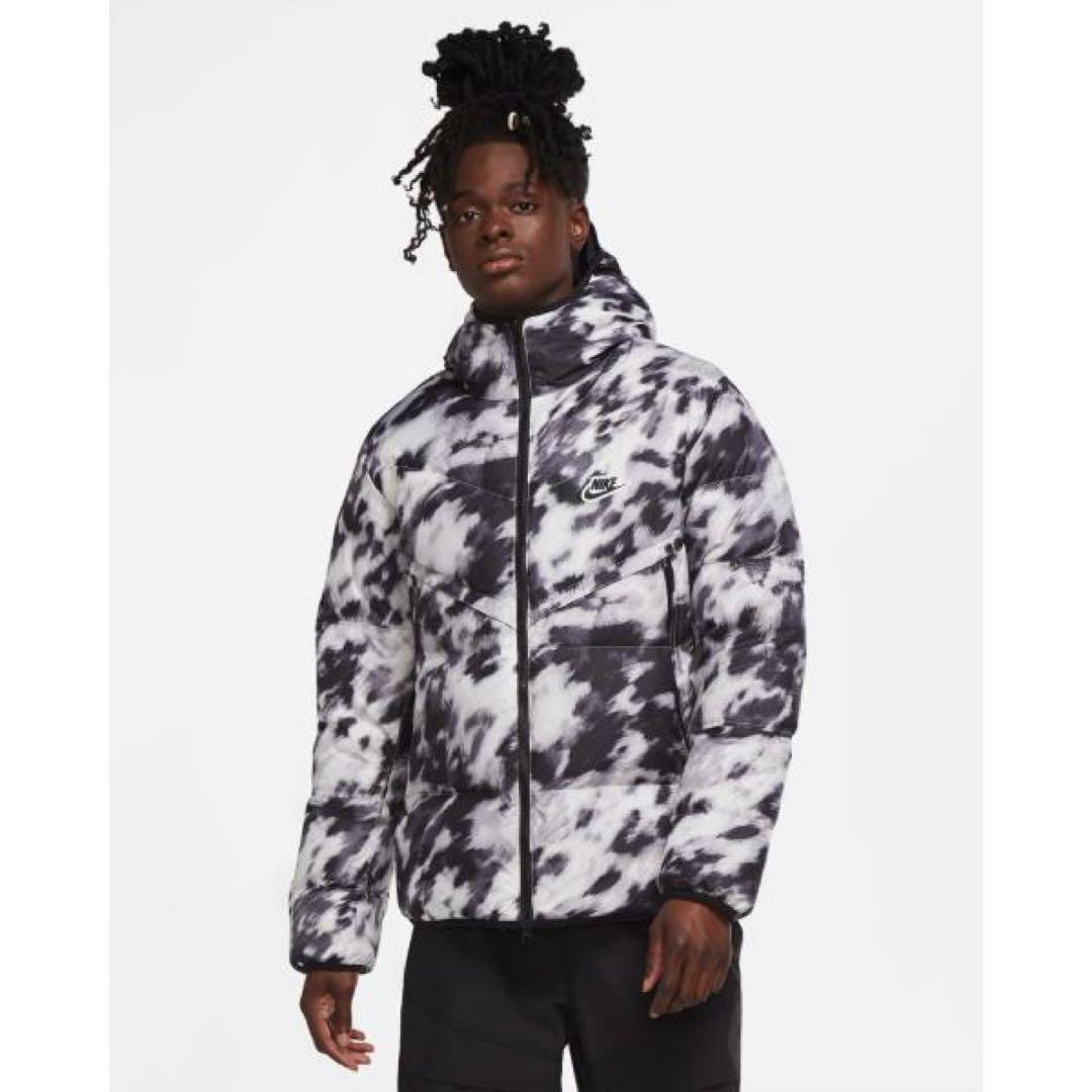 Nike フード付きダウンジャケット モノクロ ダイダイ - メルカリ