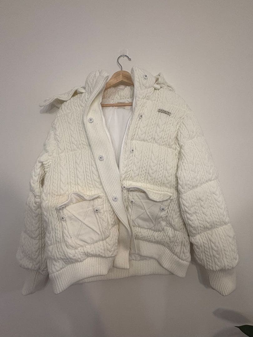 カ*ラ様 【新品タグ付】andmary ケーブルニット アウター ホワイト
