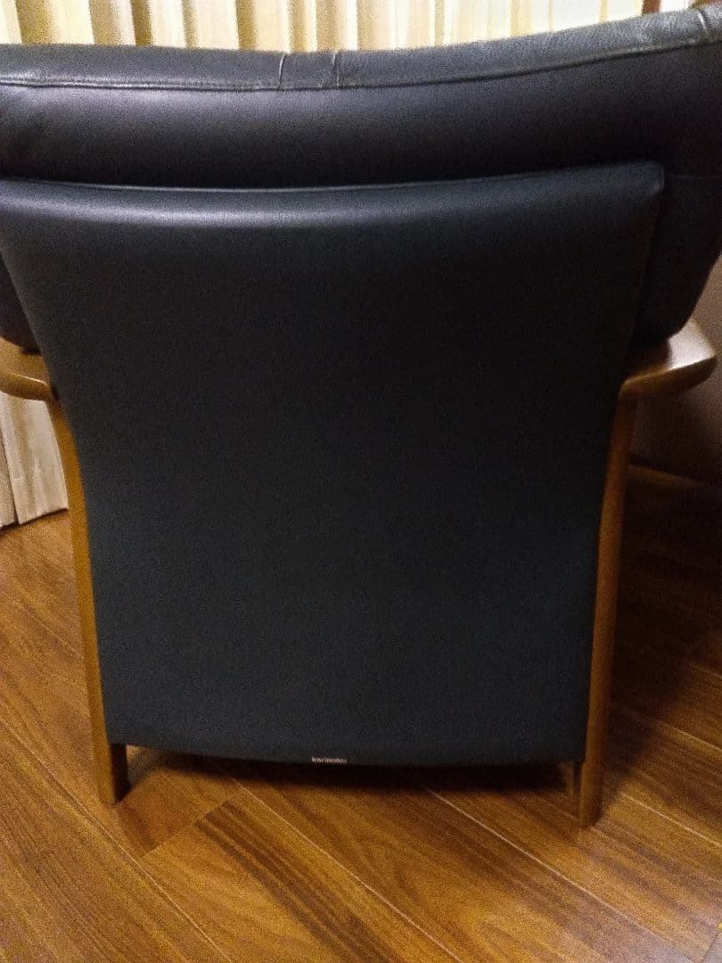 y*p様 カリモク家具 karimoku WT33モデル 1人掛けソファ 本革張 - メルカリ