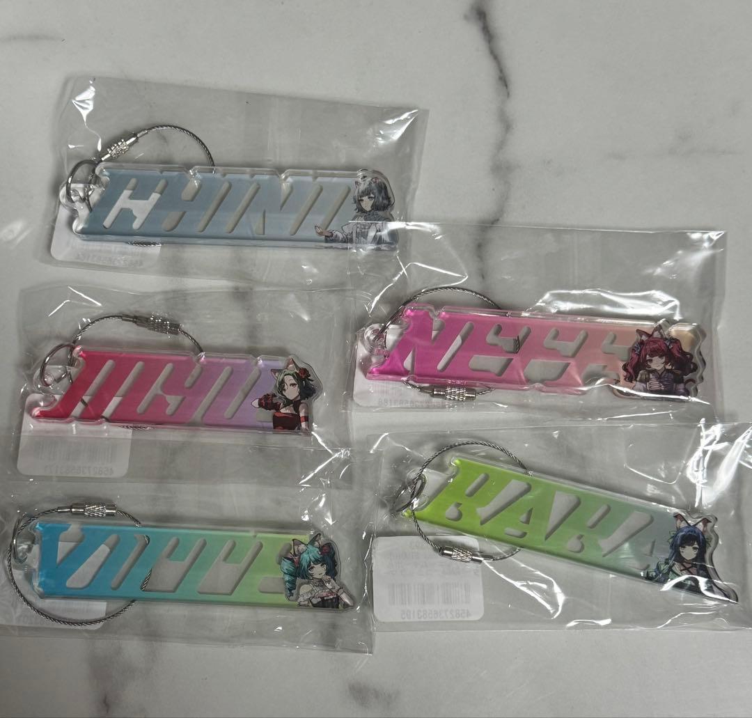 【新品未開封】VALIS名前キーホルダーセット VALIS】MV illustration ランダムアクリルキーホルダー（全22種