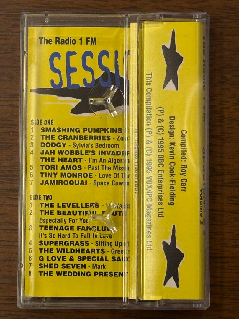 BBC Radio 1 FM SESSIONS Volume 2カセットテープ - メルカリ