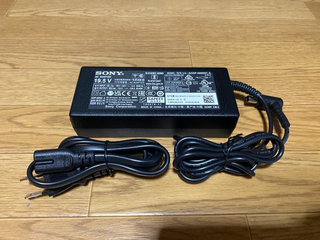 TATSUさま【美品】SONY FX6＆バッテリー＆チャージャーセット