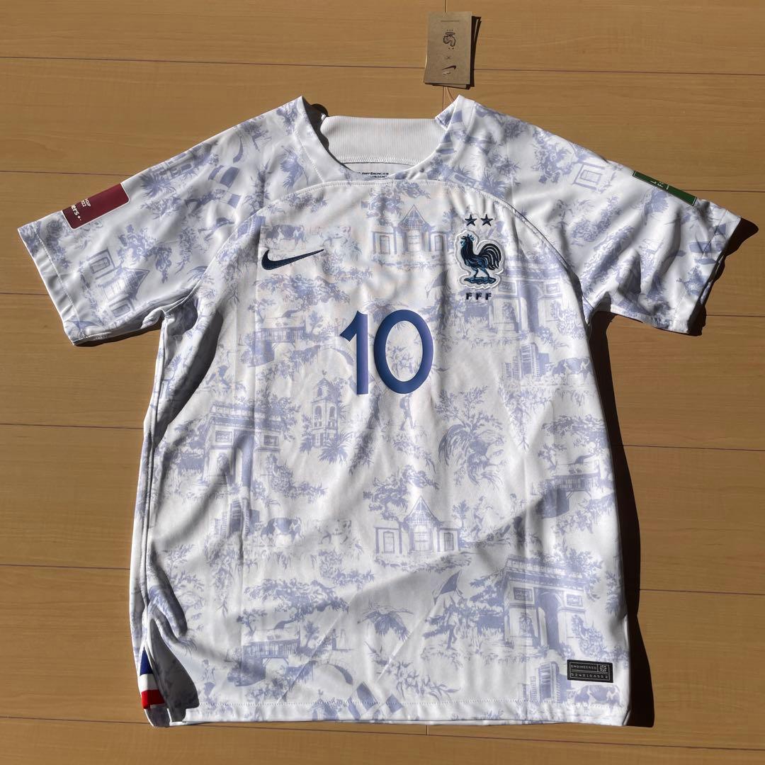 フランス代表 2022年アウェイユニホーム MBAPPE 10番 白色 Mサイズ NIKE フランス代表 2022 ユニフォーム アウェイ 半袖 レプリカ #10