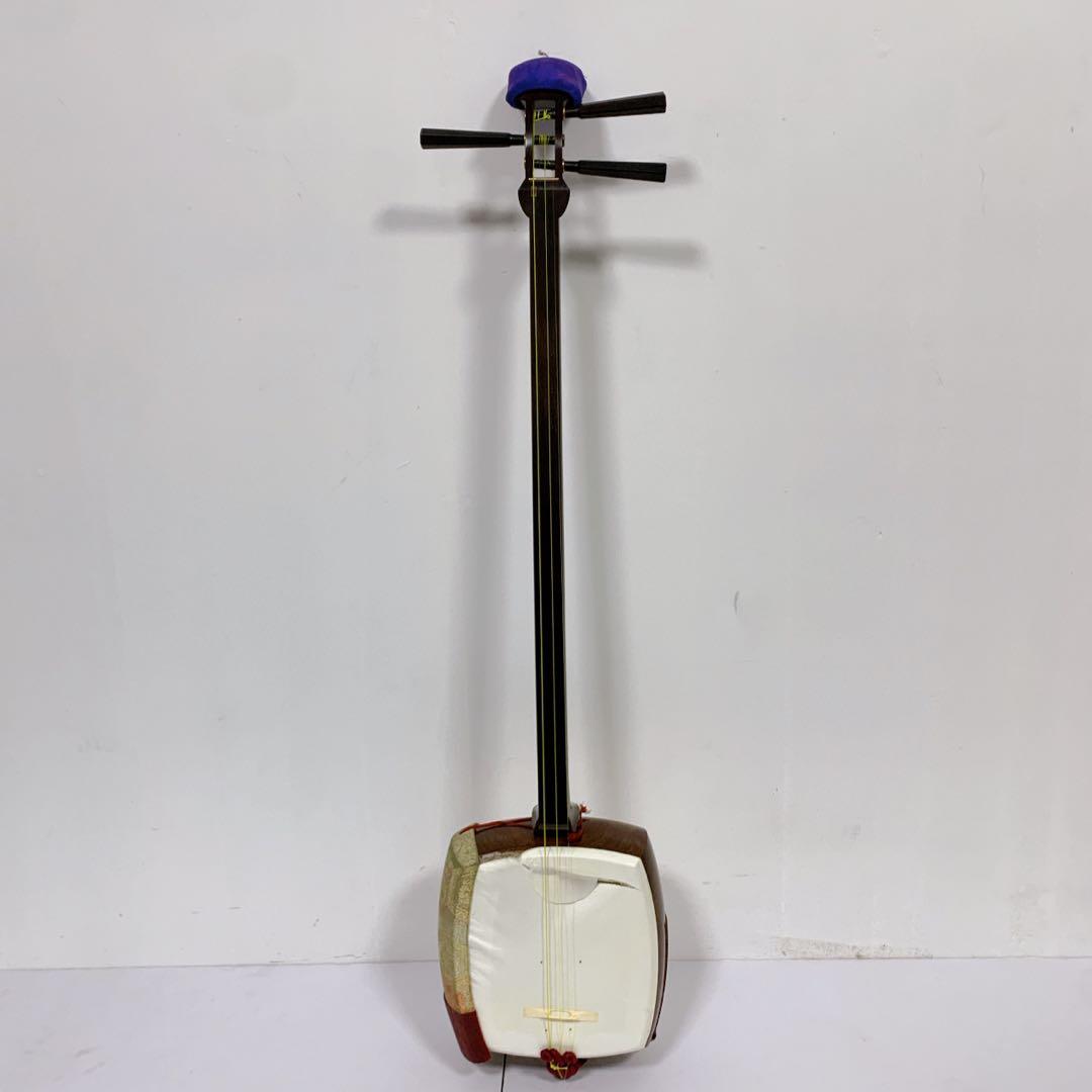 送料込】高級 三味線 中棹 紅木 津軽張り 東触り 丸打ち胴 ケース付き