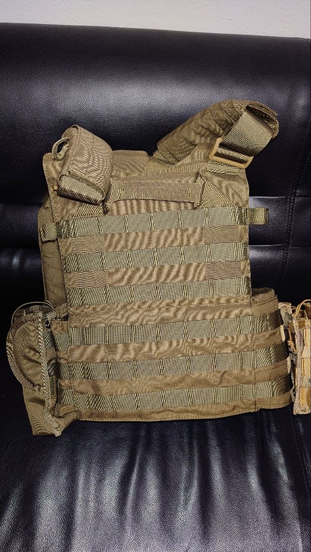 EXCELLENT ELITE SPANKER プレートキャリア ODカラー