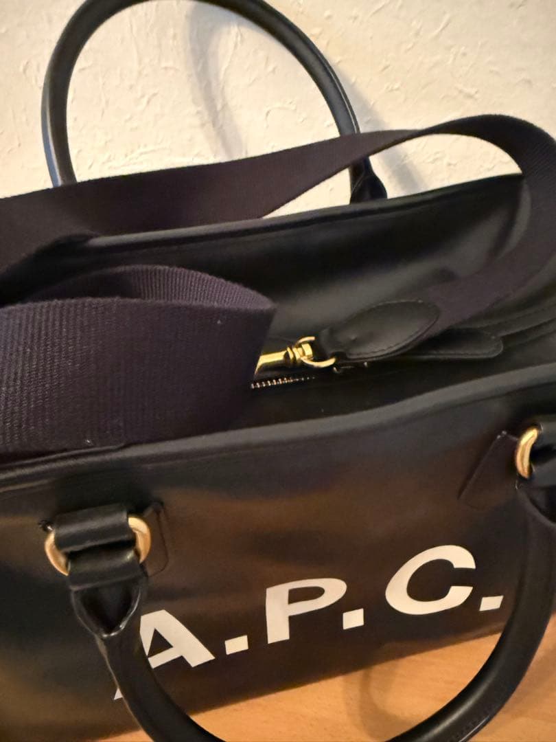 APC ボストンバッグ 2018AW ボーリングバッグ 最終値下 未使用に近い