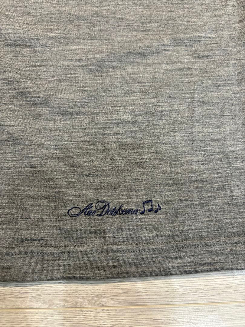 トップス ansdotsloevner