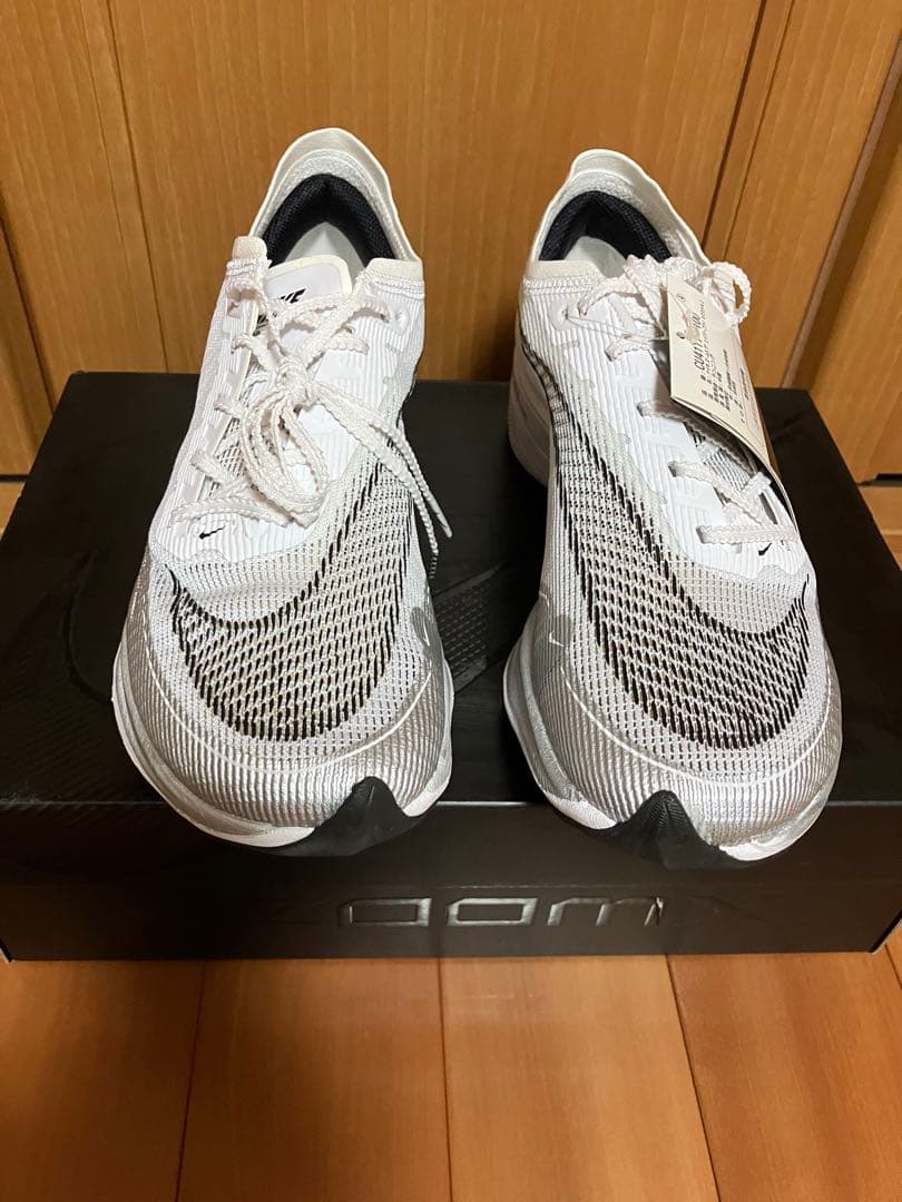 【未使用】 NIKE ズームXヴェイパーフライネクスト%2 ナイキの厚底「ナイキ ズームX ヴェイパーフライ ネクスト% 2」が4月15