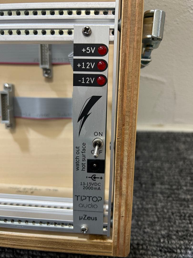 Y*i様 モジュラーシンセ ケース アダプター付き - その他新 発売