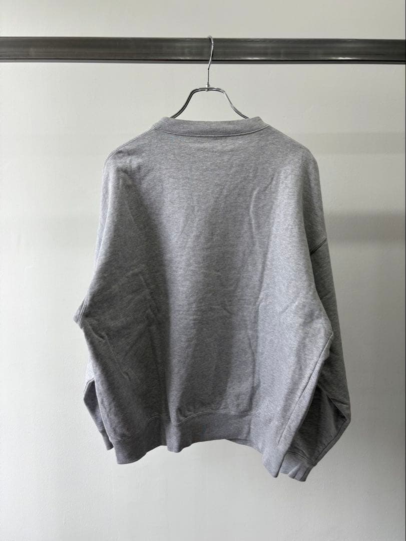 BALENCIAGA PARI刺繍クルーネックロゴスウェット