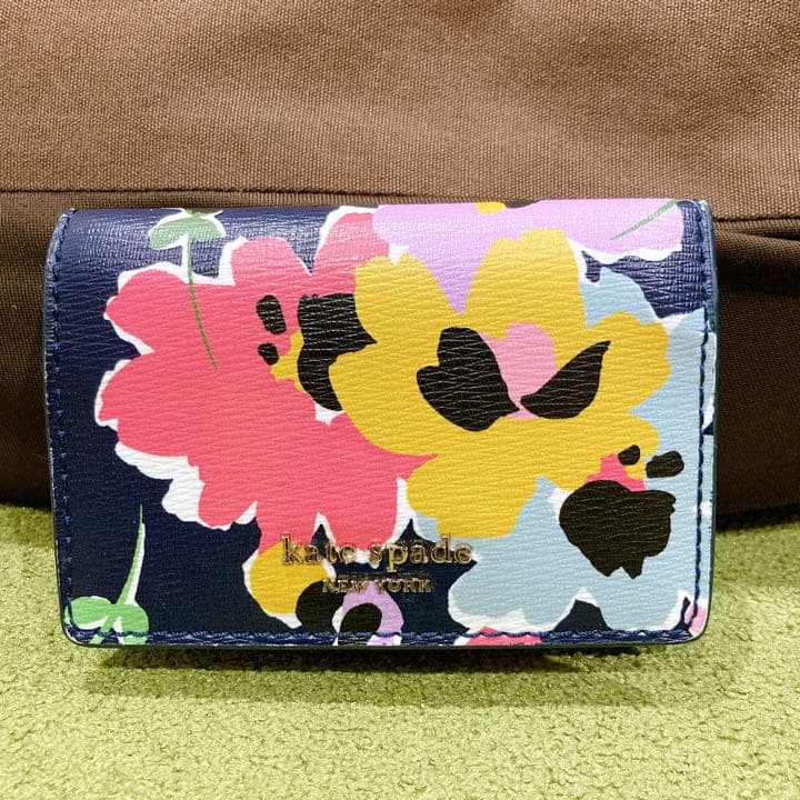 ケイトスペード キーケース 花柄 - メルカリ