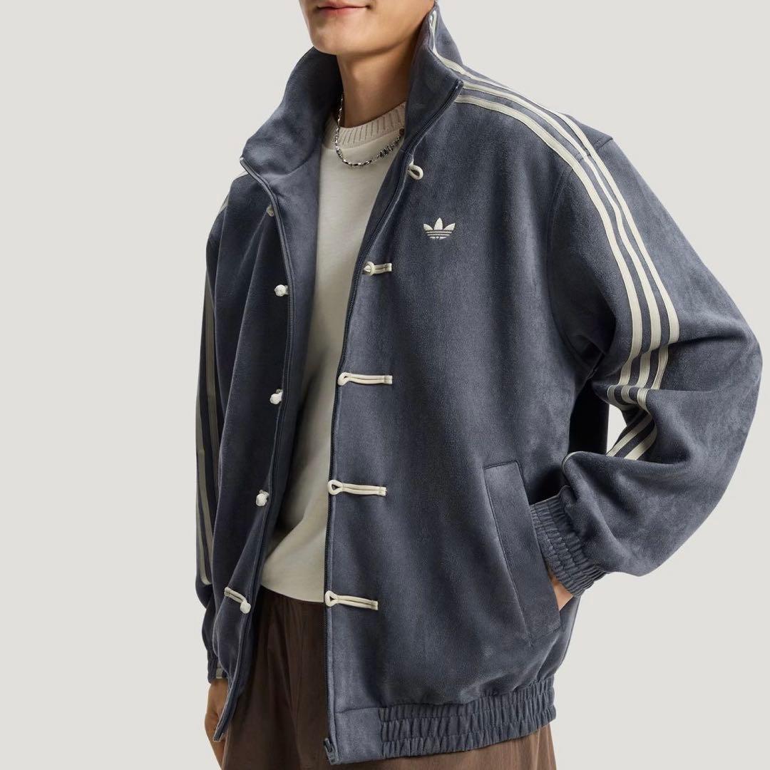 adidasアディダス 中国限定 蛇年 グレー ハイネックジャケットS