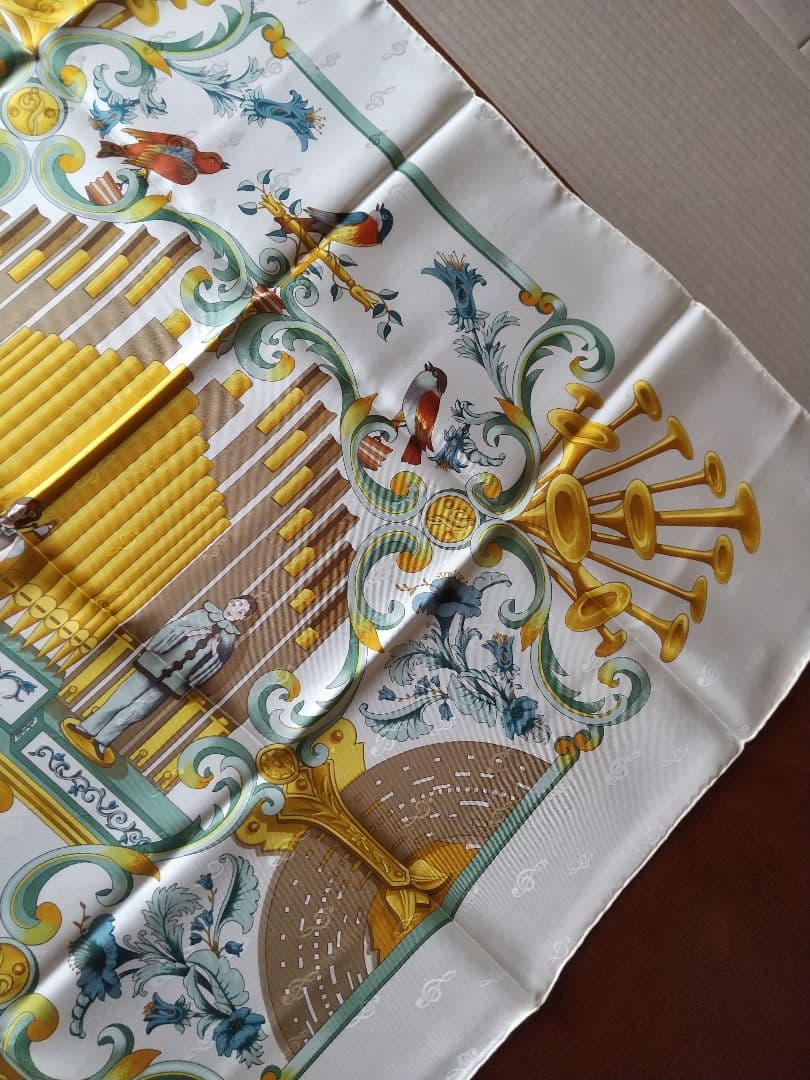 70707123様専用 新品未使用 エルメス スカーフ カレ90 - メルカリ