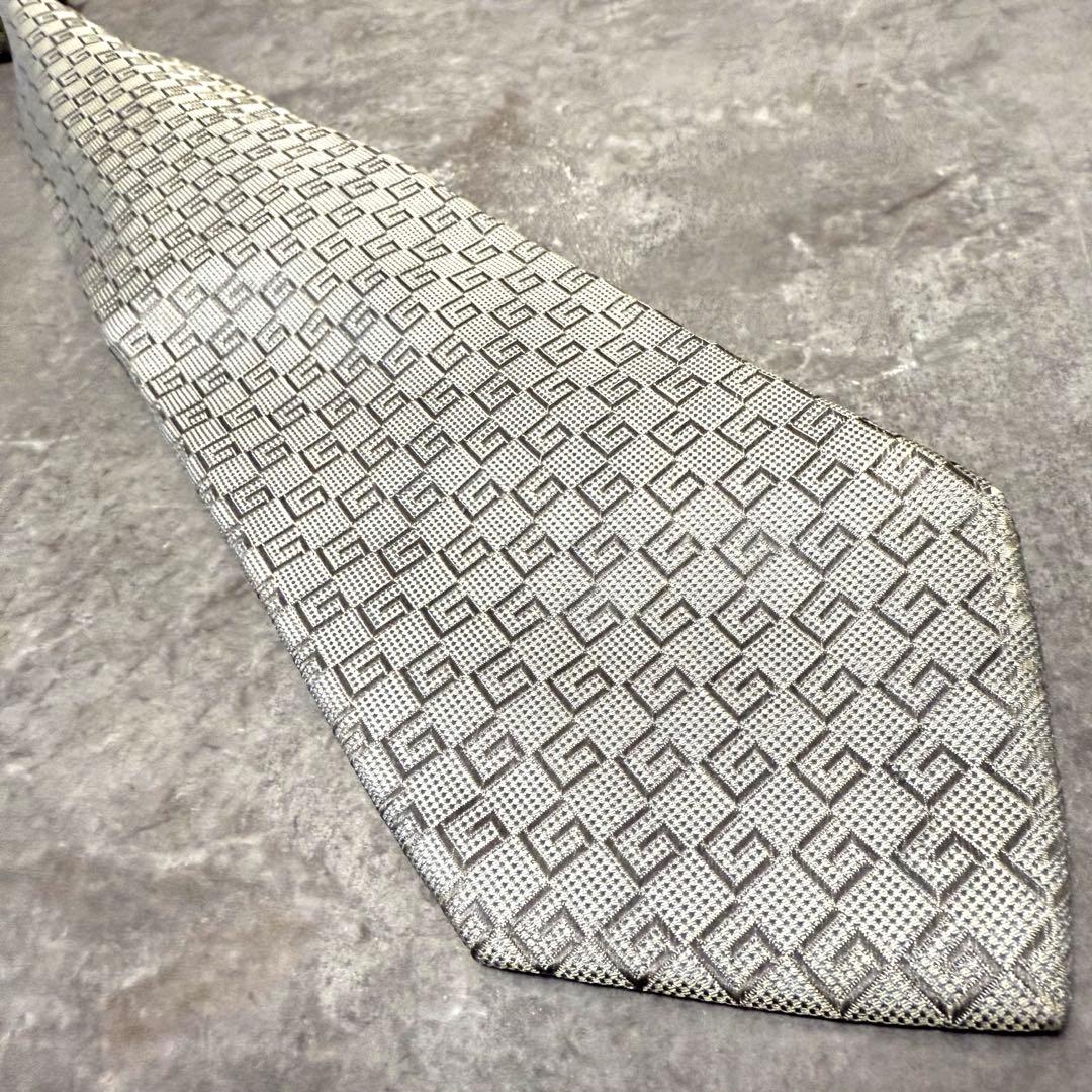 GUCCI グッチ ネクタイ GG柄 総柄 ハイブランド シルバー系 結婚式