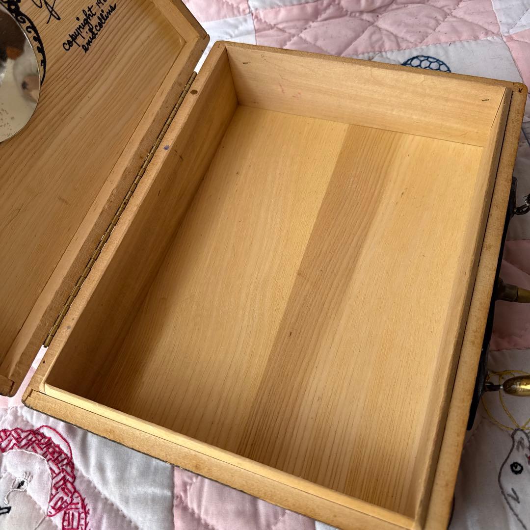 エニッドコリンズ猫アンティークビンテージ木箱
