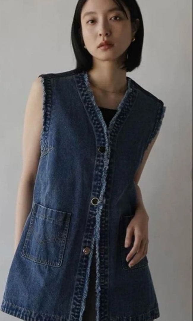 新品タグ付き】Eimee Law デニムジレ 異素材ドッキングベスト 紺