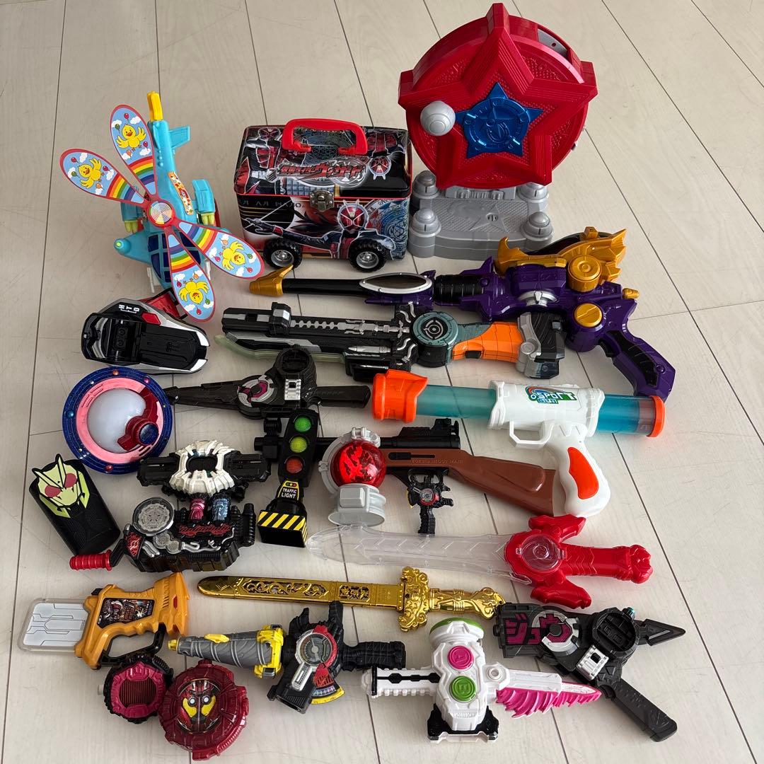 戦隊モノ おもちゃ まとめ売り - メルカリ
