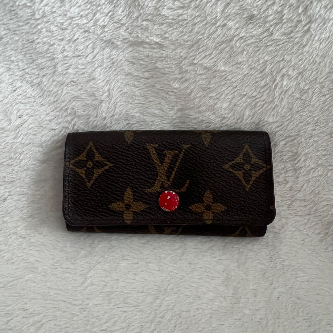 ルイ・ヴィトン モノグラム レザーキーケース 赤 4連 - メルカリ