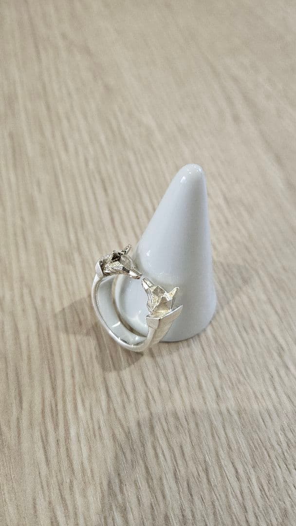 Grayscale ウルフリング 17号 - メルカリ