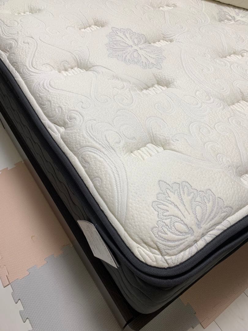 ポ*マ様 最終値下げ 超美品シーリー ベッドフレーム&マットレス - メルカリ