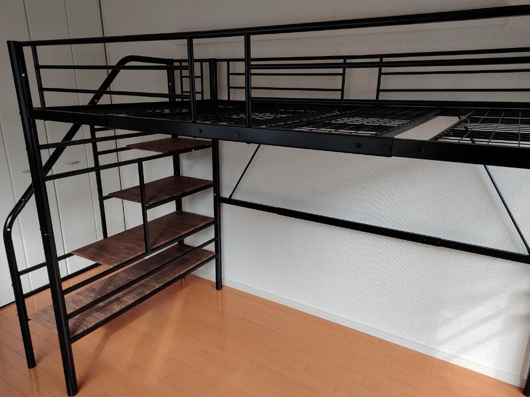 引き取りのみ】【葛飾区】 ロフトベッド セミダブル 階段付き コンセント有