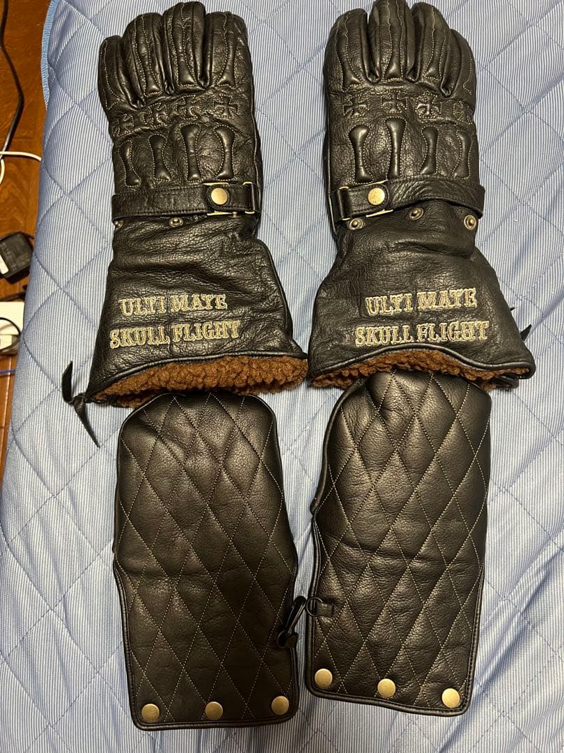 SKULL FLIGHT レザー バイカー手袋 黒 楽天市場】SKULL FLIGHT スカルフライト 3シーズン対応撥水加工オール