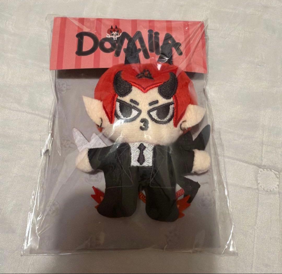 GMMTV DOMIIA PerthSanta ドールキーチェーン - メルカリ