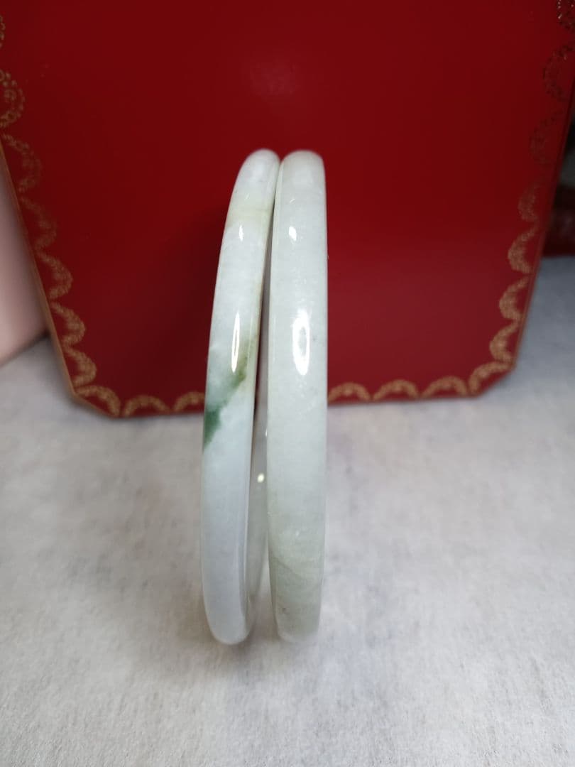 おすすめ✨新品✨天然翡翠 バングル ミャンマー A貨 無含浸無着色