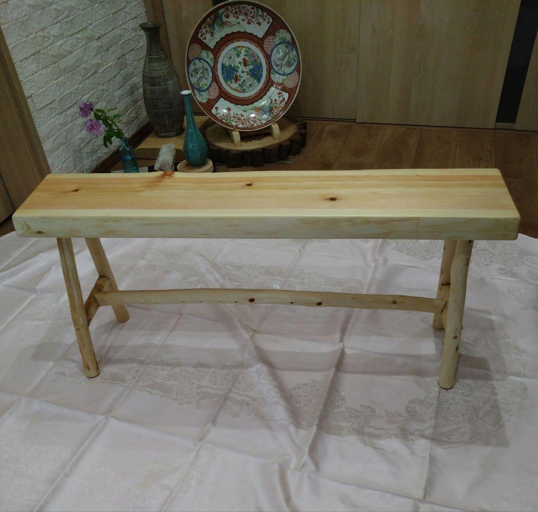 檜のベンチ（71）樹齢約70年、檜の原木の模様、年輪が綺麗に出ており