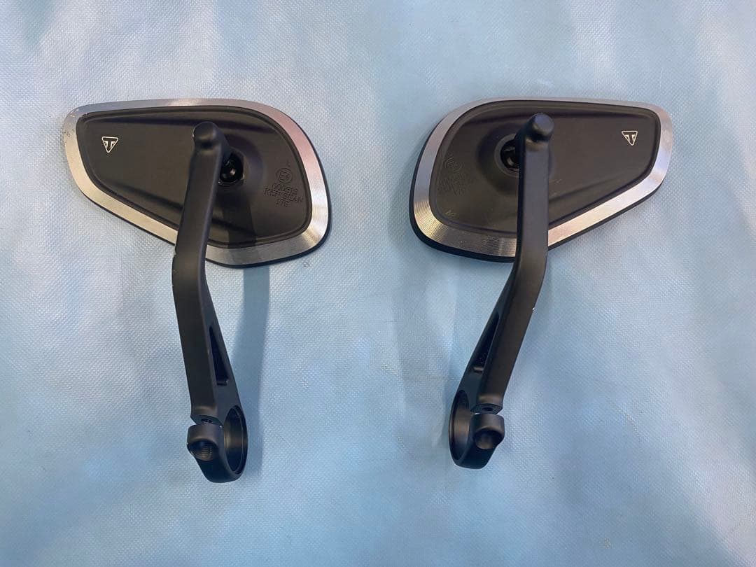 トライアンフ バーエンドミラー ストリートトリプル スピードトリプル