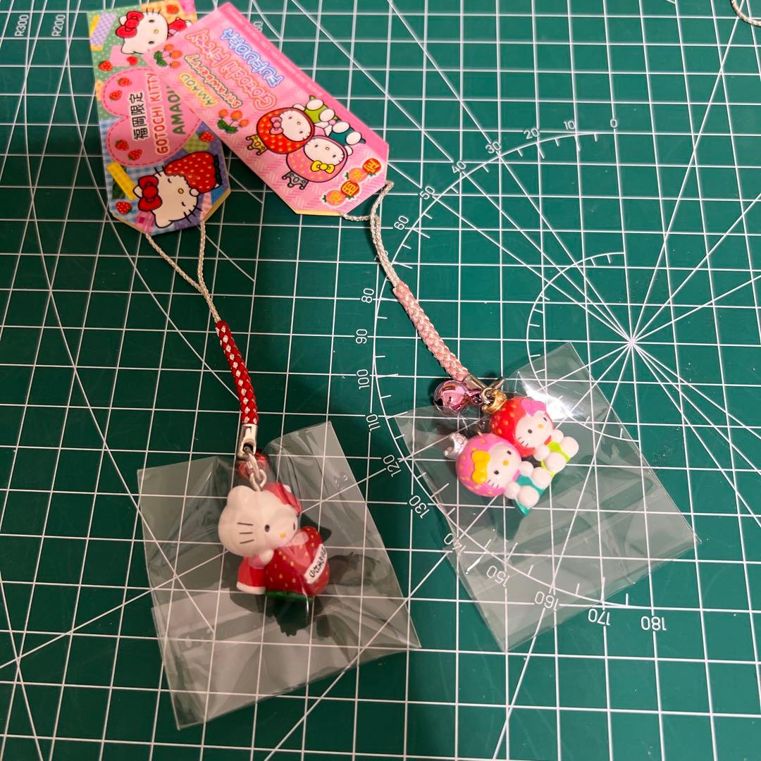 新品袋入り【レア】福岡限定 ハローキティ ストロベリーストラップ