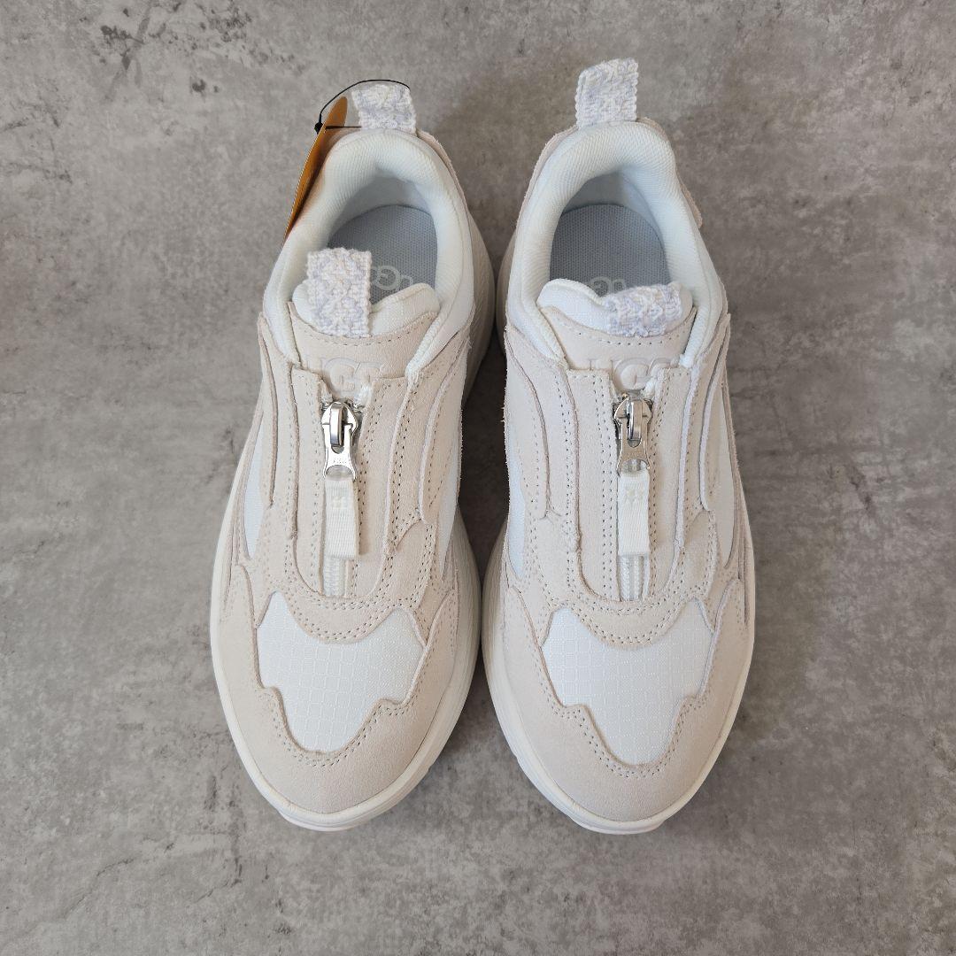《新品》UGG CA1 ZIP ホワイト 24cm 厚底 軽量 ジップ 箱あり