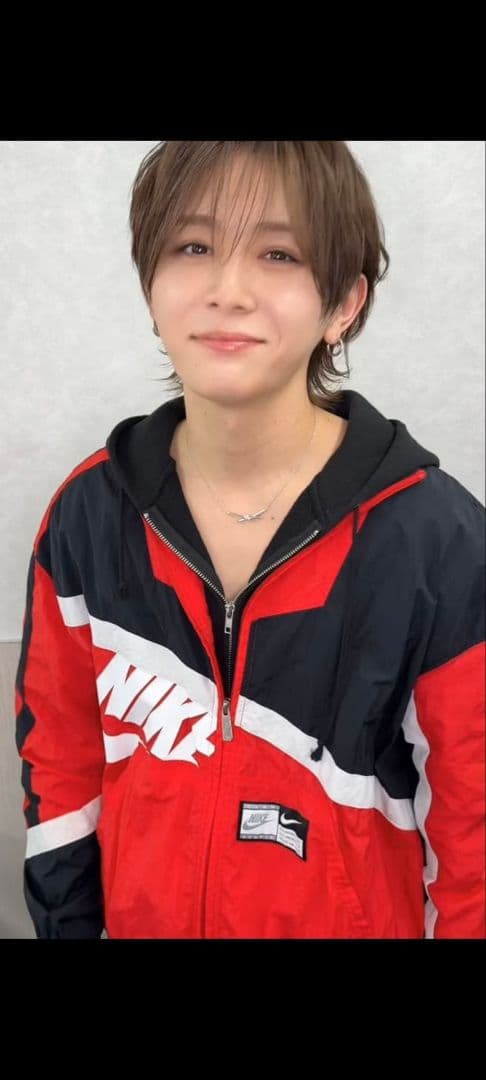 NIKE☆ナイキ☆オーバーサイズ☆RED☆山田涼介着用モデル☆XS - メルカリ